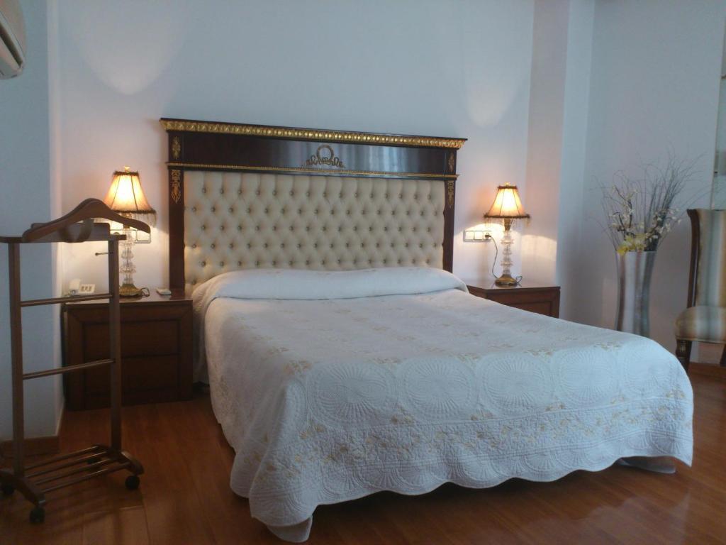 Hotel Cardinal Albacete Bilik gambar